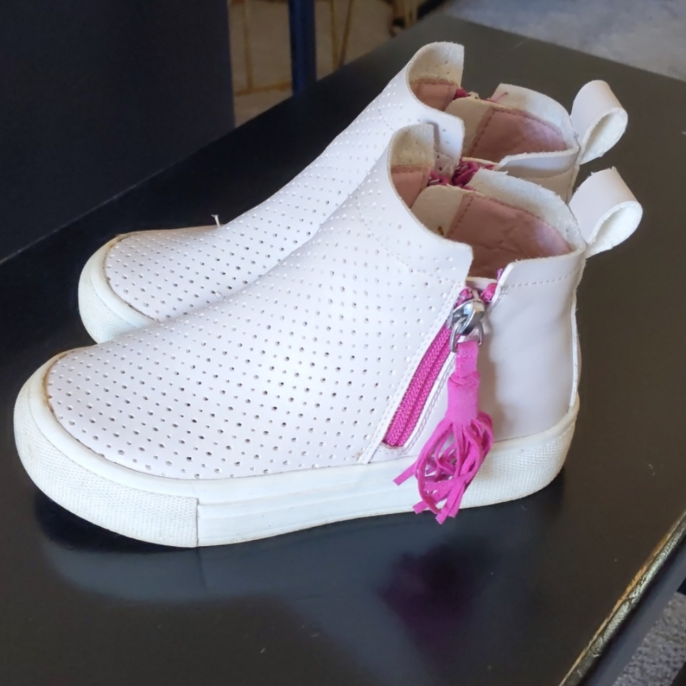 Blush pink Dolce Vita booties